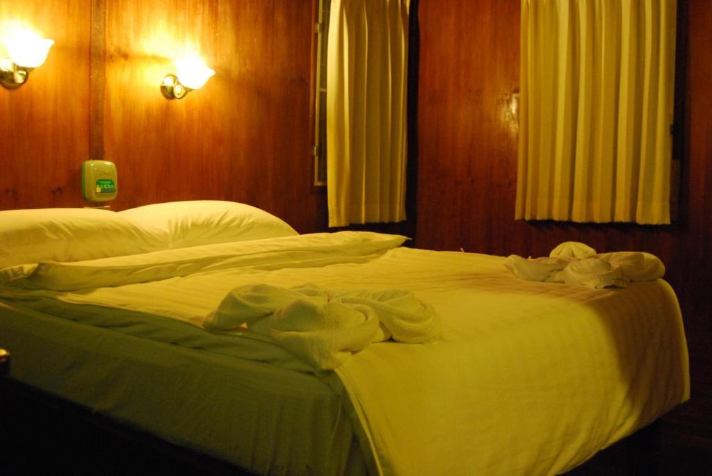 Rose Garden Samui Bungalows Lamai Beach  Quarto foto